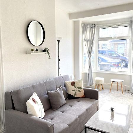 Kisobi Home Bedroom 1 Kingston upon Hull Ngoại thất bức ảnh