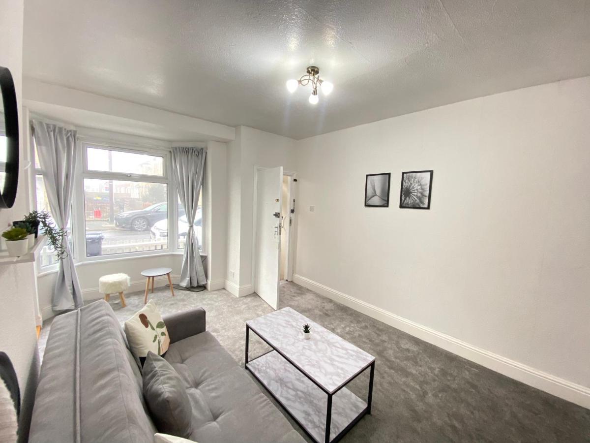 Kisobi Home Bedroom 1 Kingston upon Hull Ngoại thất bức ảnh